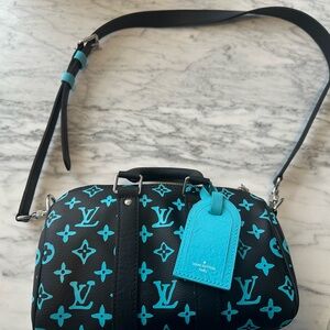 Authentic Louis Vuitton Black and Blue Keepball Bandouliere 25